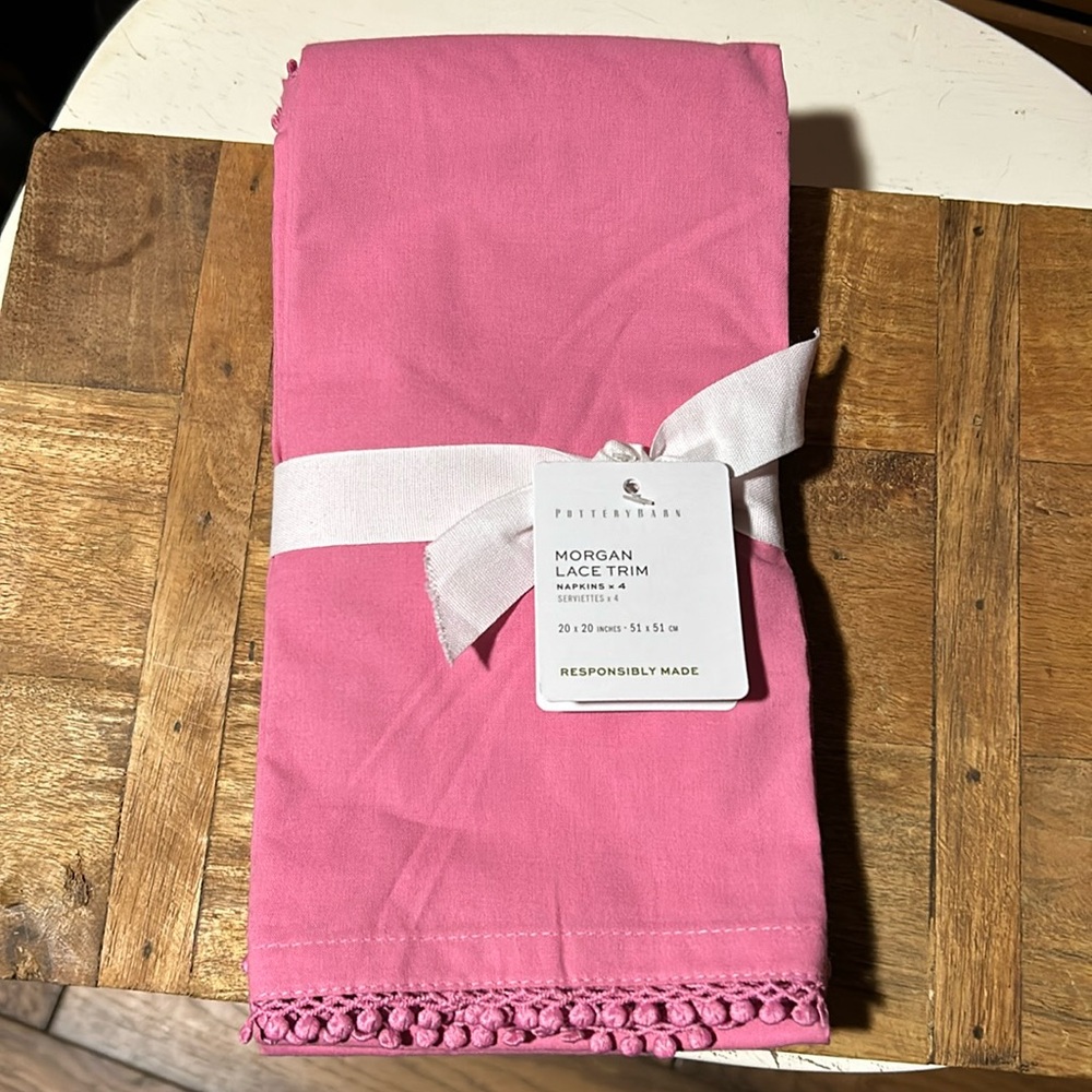 Pottery Barn Morgan Lace Trim Set Of 4 Napkin’s BNWT